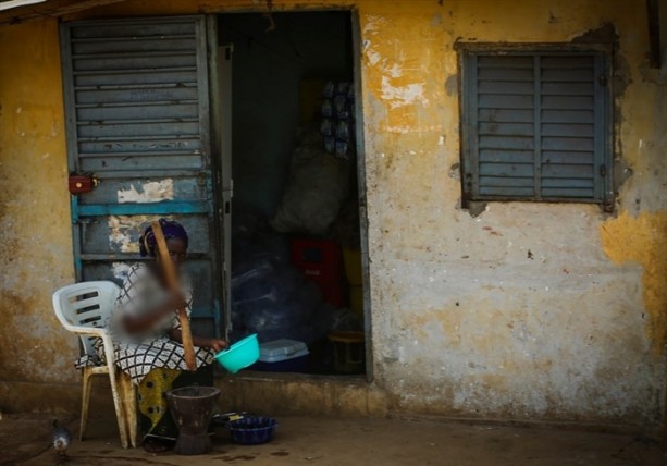 Foto - "En çaresiz anneler" Gine'de