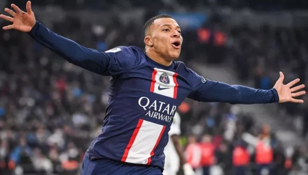 Foto - En çok kazanan futbolcular açıklandı! İşte aldıkları dudak uçuklatan paralar...