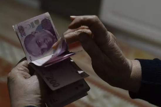 Foto - En düşük emekli maaşı kaç TL olacak? Seçenekler ikiye indi