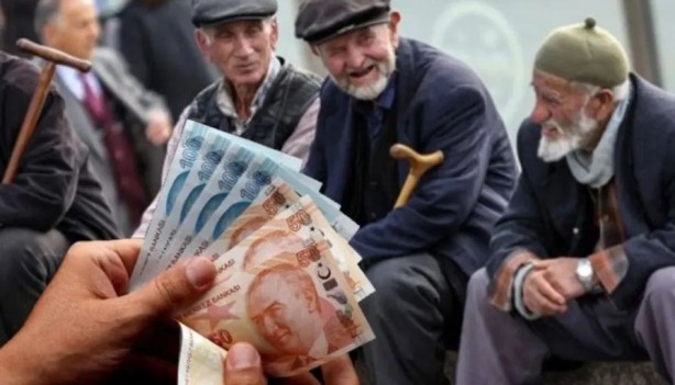 Foto - En düşük emekli maaşı ne kadar olacak? Uzman isim merak edilen sorulara cevap verdi