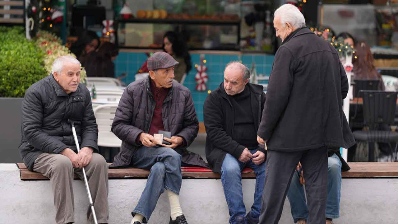 En düşük emekli maaşıyla ilgili Ankara konuşulanın ne olduğunu açıkladı: Milyonlar 'haydi inşallah' dedi