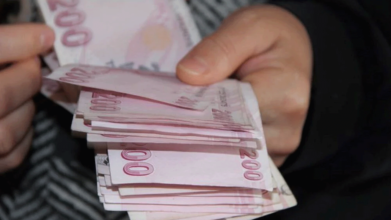 Foto - En düşük maaşlar karşılaştırıldı! Memur ve emekli arasında büyük fark