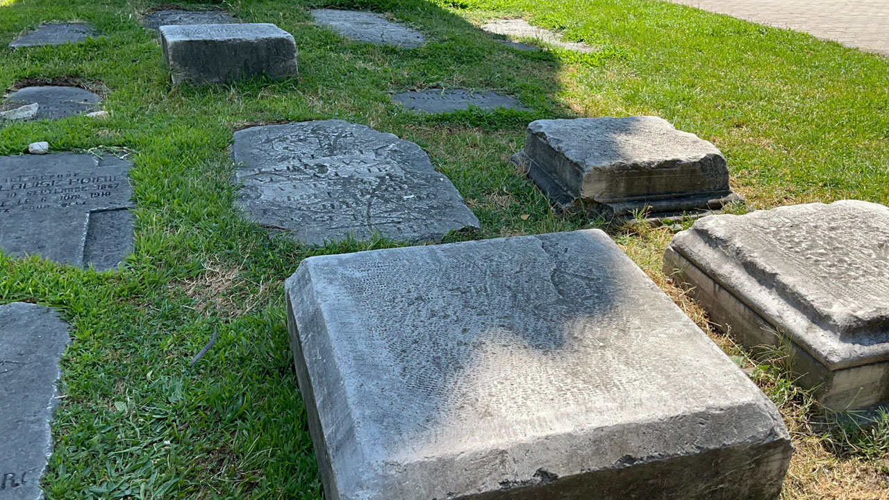 En eskisi 1868 yılına ait! İnanması güç ama mezarlar boş çıktı