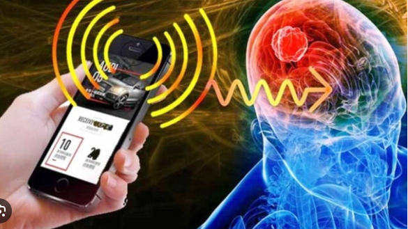 Foto - En fazla radyasyon yayan telefonlar belli oldu! Varsa hemen acil olarak değiştirin