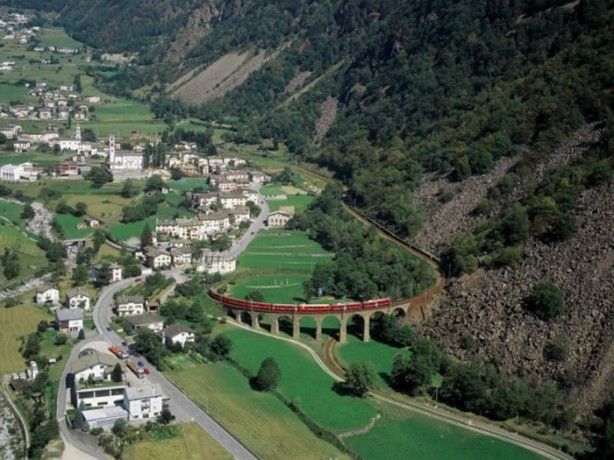 Foto - En garip tren yolları
