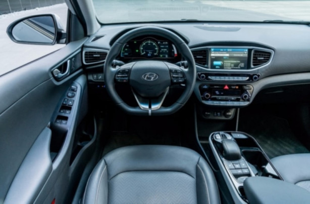 Foto - En güçlü elektrikli otomobiller