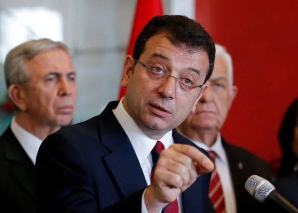 Foto - En iyi bildiği şeyi yapıyorlar! Hep kavga… İzmir ve İstanbul için birbirlerine girdiler!