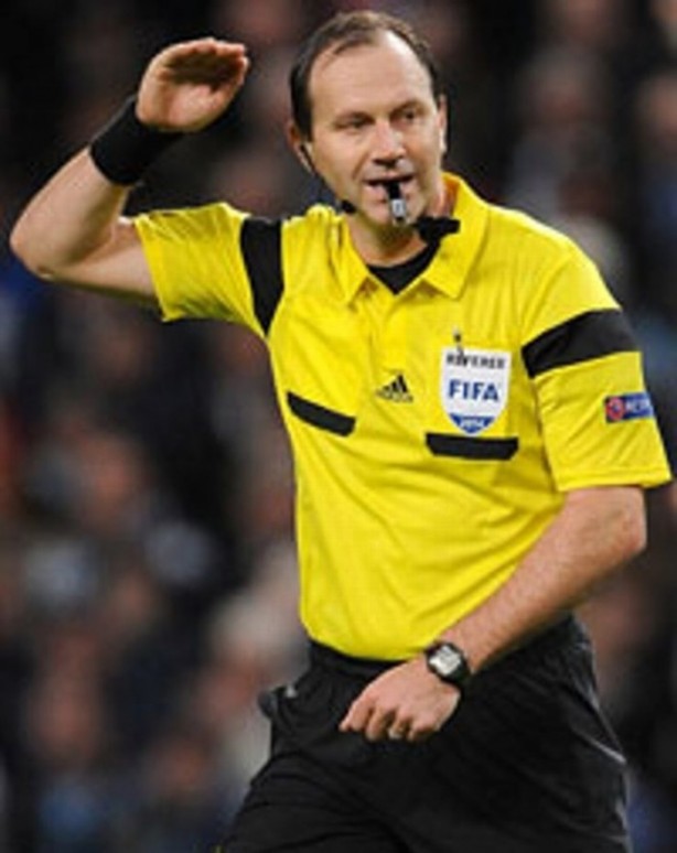 Foto - En iyi hakemler arasında ilk 10'da!