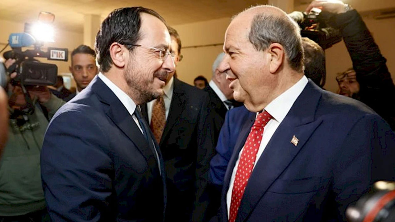 Foto - 'En iyi Türk ölü Türk'tür' anlayışı sonu oldu! Christodoulides fena patladı