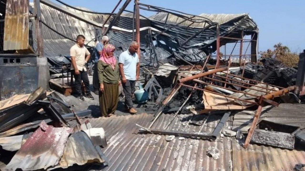 Foto - En mutlu günlerinde kabusu yaşadılar! 25 yıllık emekleri kül oldu