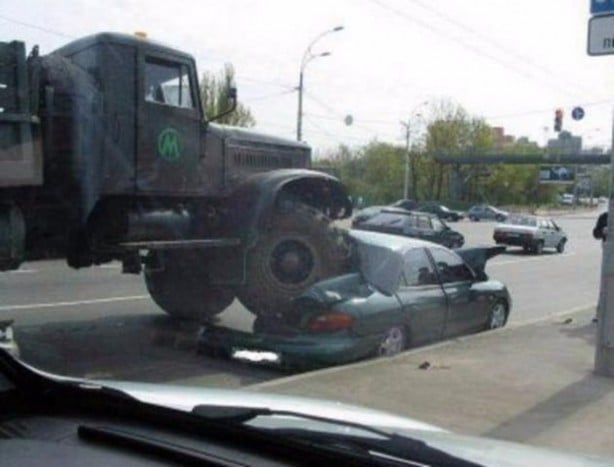 Foto - En sıra dışı trafik kazaları