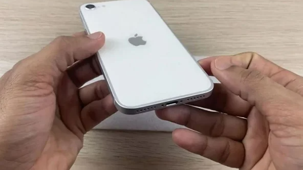 Foto - En ucuzu olacak! iPhone SE 3 görüntülendi