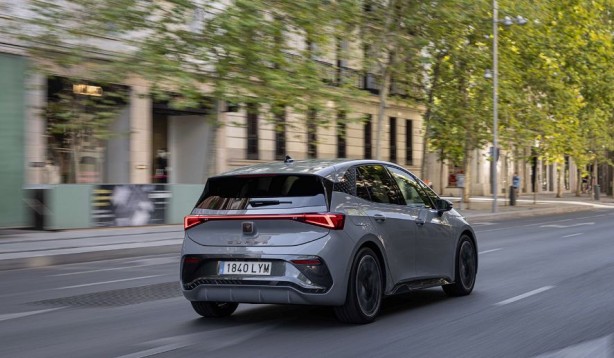 Foto - En uzun menzile sahip elektrikli otomobiller!