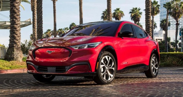 Foto - En uzun menzile sahip elektrikli otomobiller!