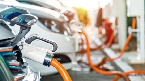 Foto - En uzun menzile sahip elektrikli otomobiller!