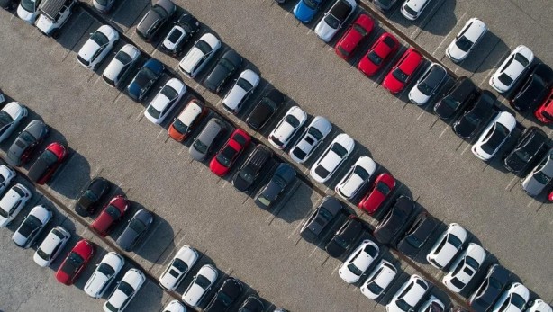 Foto - En uzun ömürlü arabalar belli oldu! İşte ilk 20...