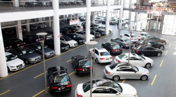 Foto - En uzun ömürlü arabalar belli oldu! İşte ilk 20...