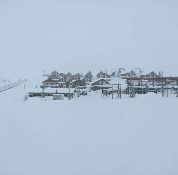 Foto - En yüksek ikinci il! Kar kalınlığı 1 metreyi aştı