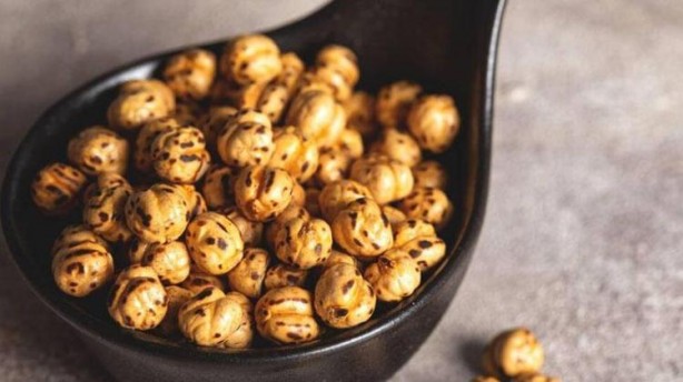 Foto - Ender Saraç açıkladı, işte en etkili diyet! Hurma-yoğurt yiyen göbek yağı nedir bilmiyor