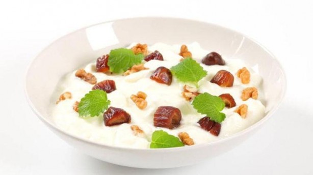 Foto - Ender Saraç açıkladı, işte en etkili diyet! Hurma-yoğurt yiyen göbek yağı nedir bilmiyor