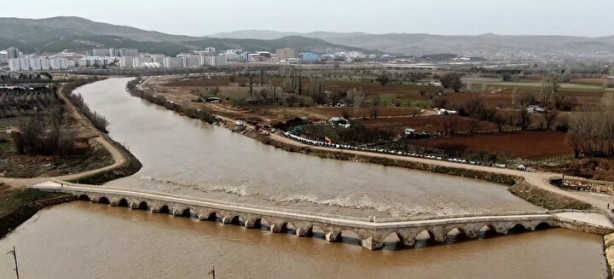 Foto - Endişe veren görüntü! kızılırmak’ı hiç böyle görmediniz