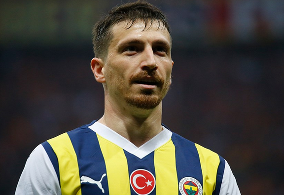 Foto - Endişelendiren adımı atmıştı! Şimdi ise yalakalığın zirvesine çıktı! Hey gidi Mert Hakan Yandaş hey...