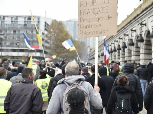 Foto - Endişeliyiz! Fransa yine savaş alanına döndü