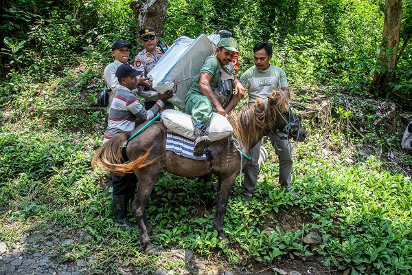 Foto - Endonezya seçime böyle hazırlandı! Turist değil seçim pusulası gezdiriyorlar