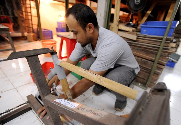 Foto - Endonezya'da bakın bisikletler nasıl yapılıyor?