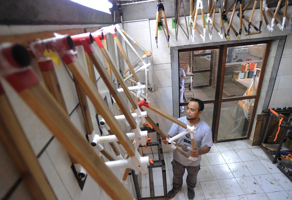 Foto - Endonezya'da bakın bisikletler nasıl yapılıyor?