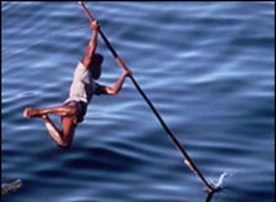 Foto - Endonezya'da sıradışı av