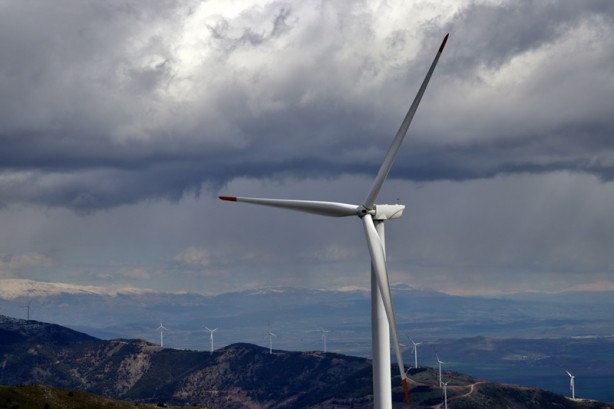 Foto - Enerji üretimine depremde de devam ettiler