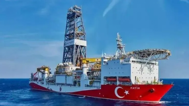 Foto - Enerjide tam gaz! 7. Gemi yolda… Yüzer üretim tesisinin ilk görüntüleri