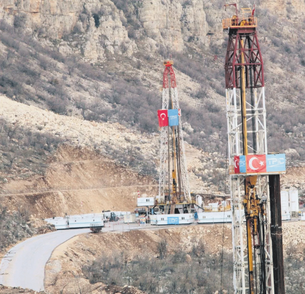 Foto - Enerjiye huzura güvene oy! Sınırdaki iki kent: Şırnak ve Hakkâri sürprizi