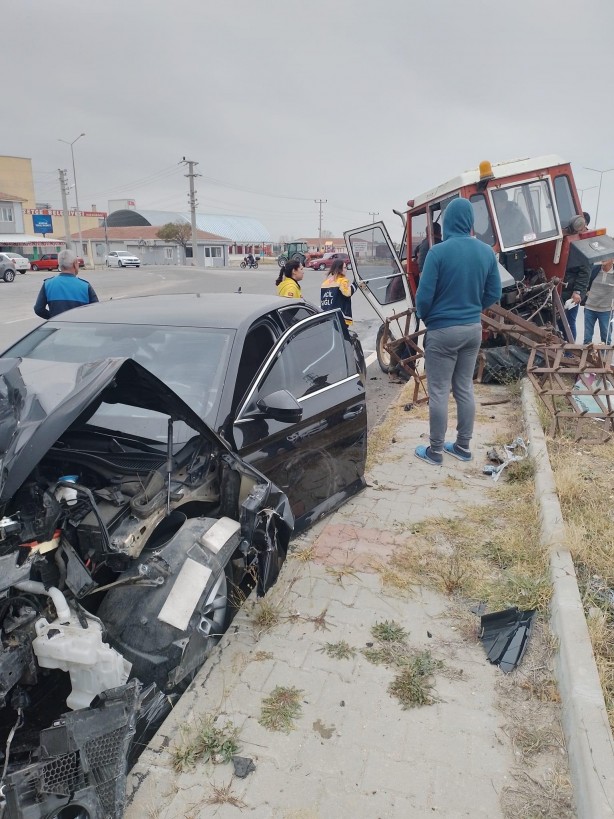 Foto - Enez Belediye Başkanı CHP'li Özkan Günenç kaza geçirdi