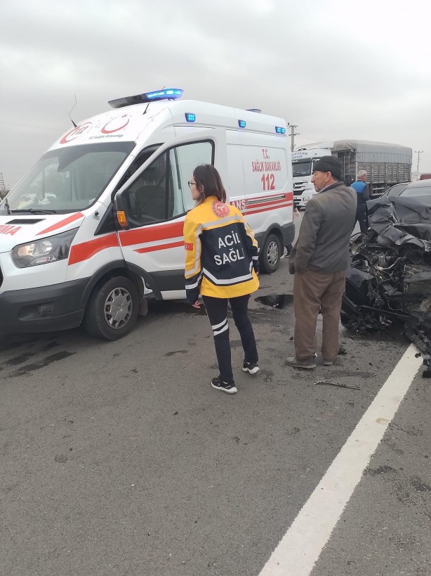 Foto - Enez Belediye Başkanı CHP'li Özkan Günenç kaza geçirdi