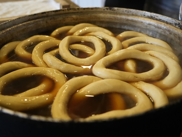 Foto - Enflasyonla mücadele çağırısına katıldılar! Bu simit yüzde 50 indirimli satılıyor