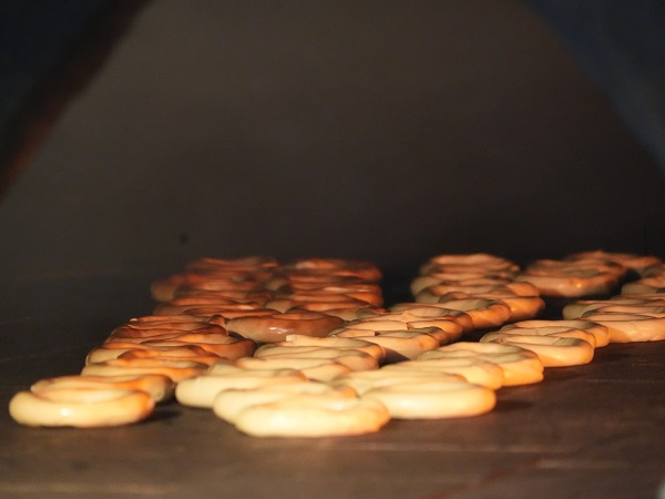 Enflasyonla mücadele çağırısına katıldılar! Bu simit yüzde 50 indirimli satılıyor