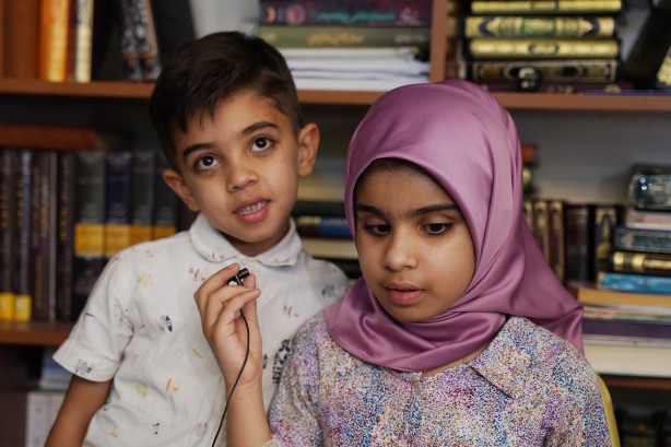 Foto - Engelleri gönlündeki iman aşkıyla yıktı! 9 yaşındaki Eyanu, görmese de kalp gözüyle 3 yılda Kur'an-ı Kerim'i ezberledi!