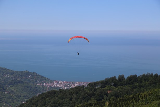 Foto - Engelli bireyler ilk kez yamaç paraşütü heyecanı yaşadı