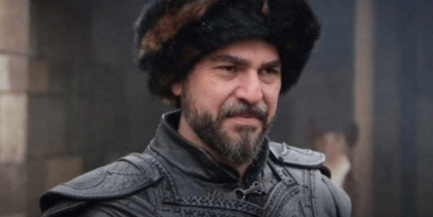 Foto - Engin Altan Düzyatan gelişmeyi böyle duyurdu: İkimizin ismi aynı yerde görünmesin diye çekildik