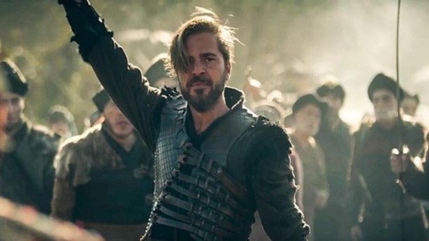 Engin Altan Düzyatan Pakistan'ı salladı! 'Teklif gelirse oynarım'