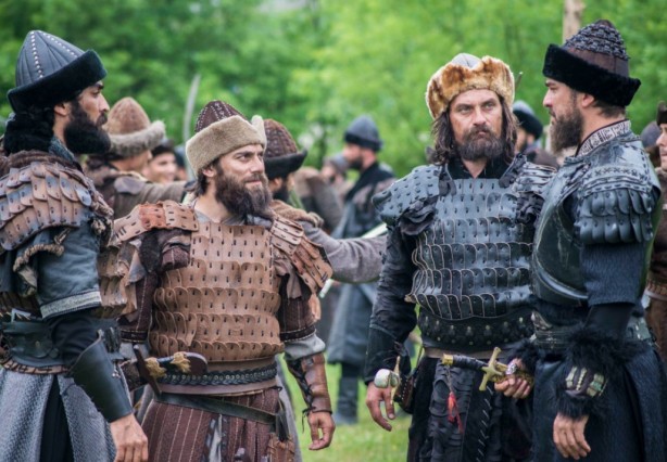 Foto - Engin Altan Düzyatan Pakistan'ı salladı! 'Teklif gelirse oynarım'