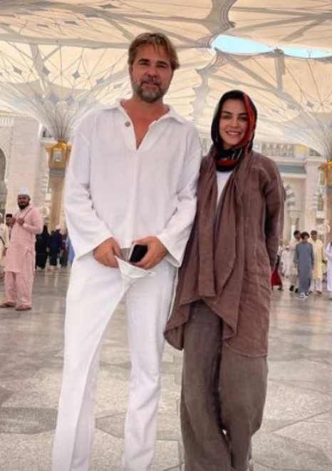 Foto - Engin Altan Düzyatan ve eşi Neslişah Alkoçlar! Şaşkına çeviren öyle bir sözler paylaştılar ki! Dikkat çekti