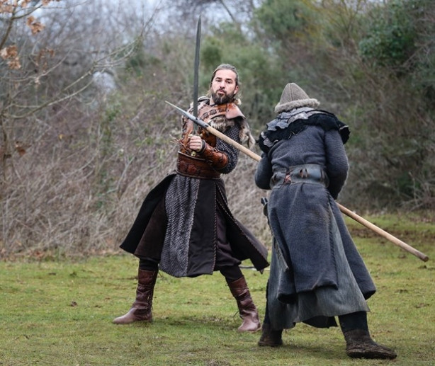 Foto - Engin Altan Düzyatan'dan Diriliş Ertuğrul açıklaması
