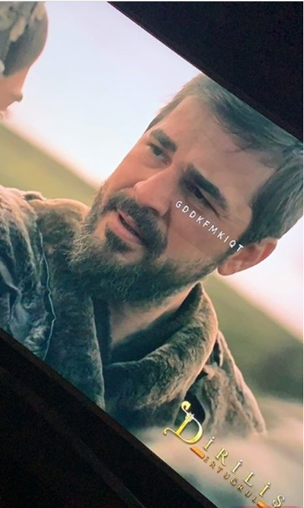 Foto - Engin Altan Düzyatan'dan Diriliş Ertuğrul paylaşımı