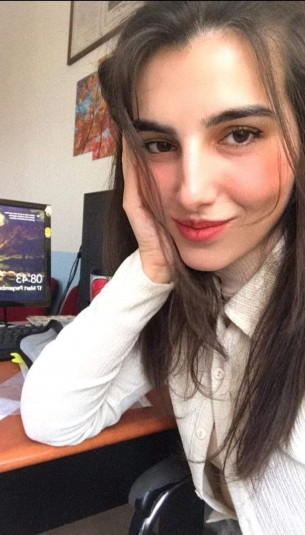 Foto - Enkaz altında hayatını kaybeden genç öğretmene son görev!