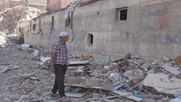 Foto - Enkaz kent Hatay’da duygusal yıkım