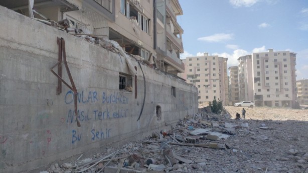 Foto - Enkaz kent Hatay’da duygusal yıkım