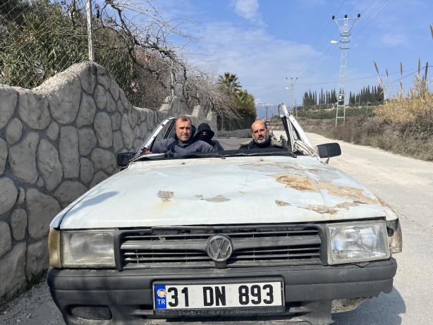 Foto - Enkazdan çıkarttığı yarım aracıyla trafikte görüntülendi! 'Tehlikeli ama...'